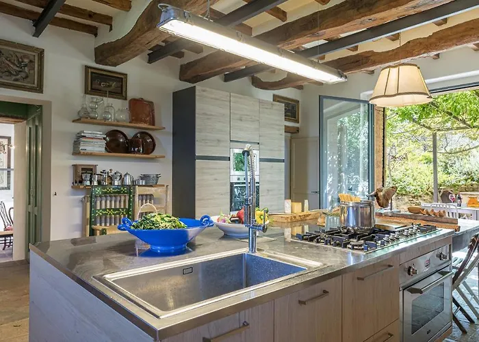 Вилла San Lorenzo - Luxury Monastery *