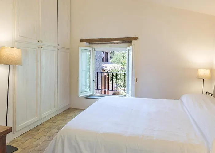 San Lorenzo - Luxury Monastery *